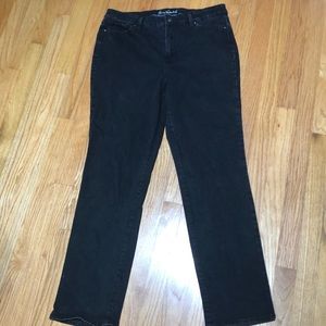 EUC Gloria Vanderbilt Slimming Jeans Size …